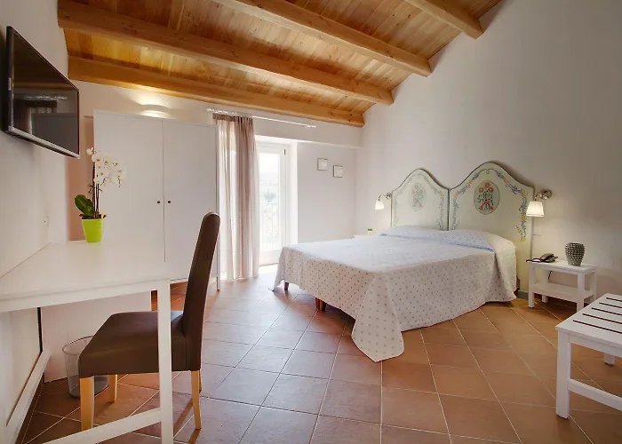 Otel Casale La Macina - Hotel, 3*